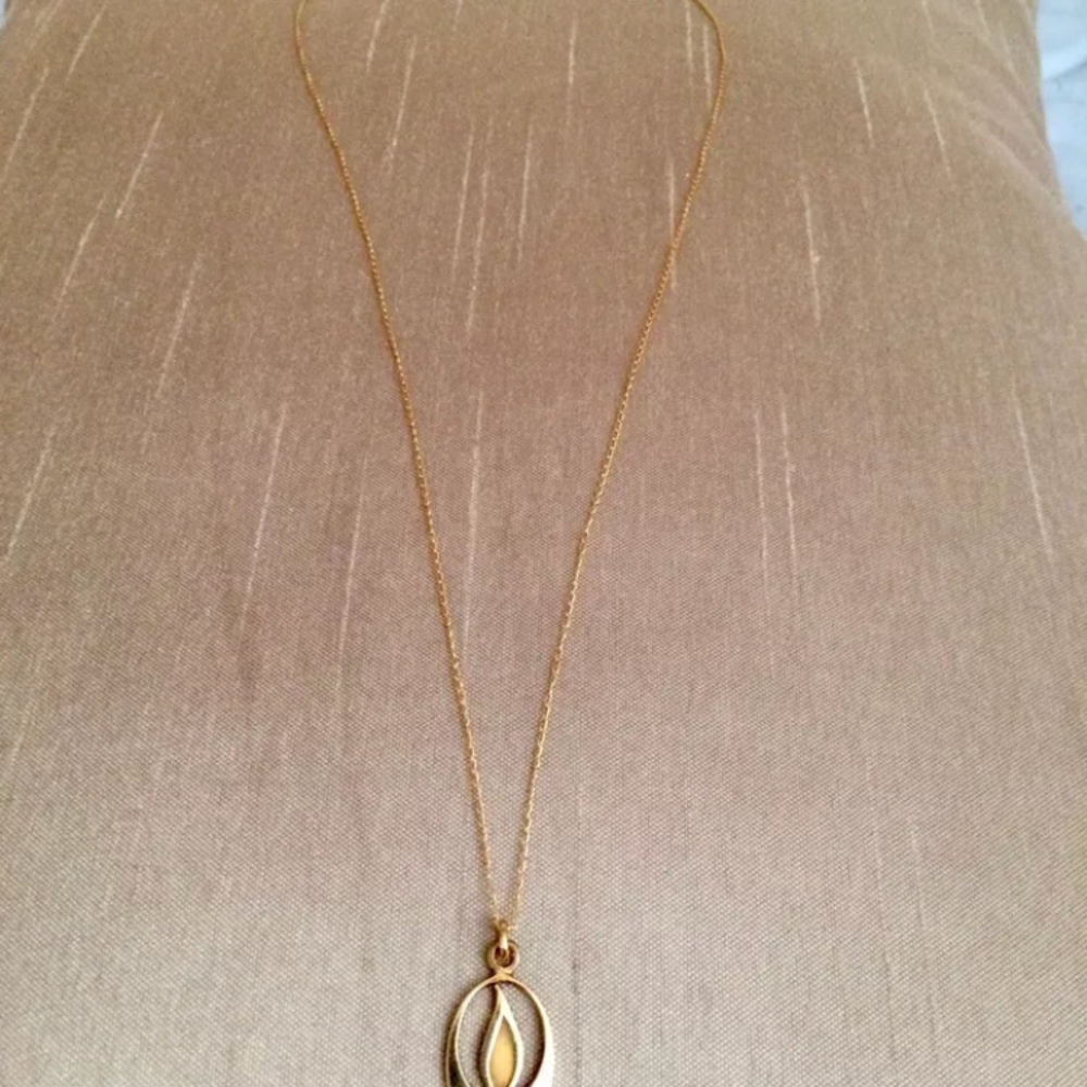 10KT gold diamond necklace